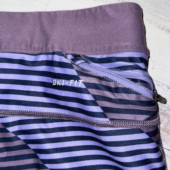 Nike Black and Purple Leggings with Reflective Accents - Picture 7 of 9